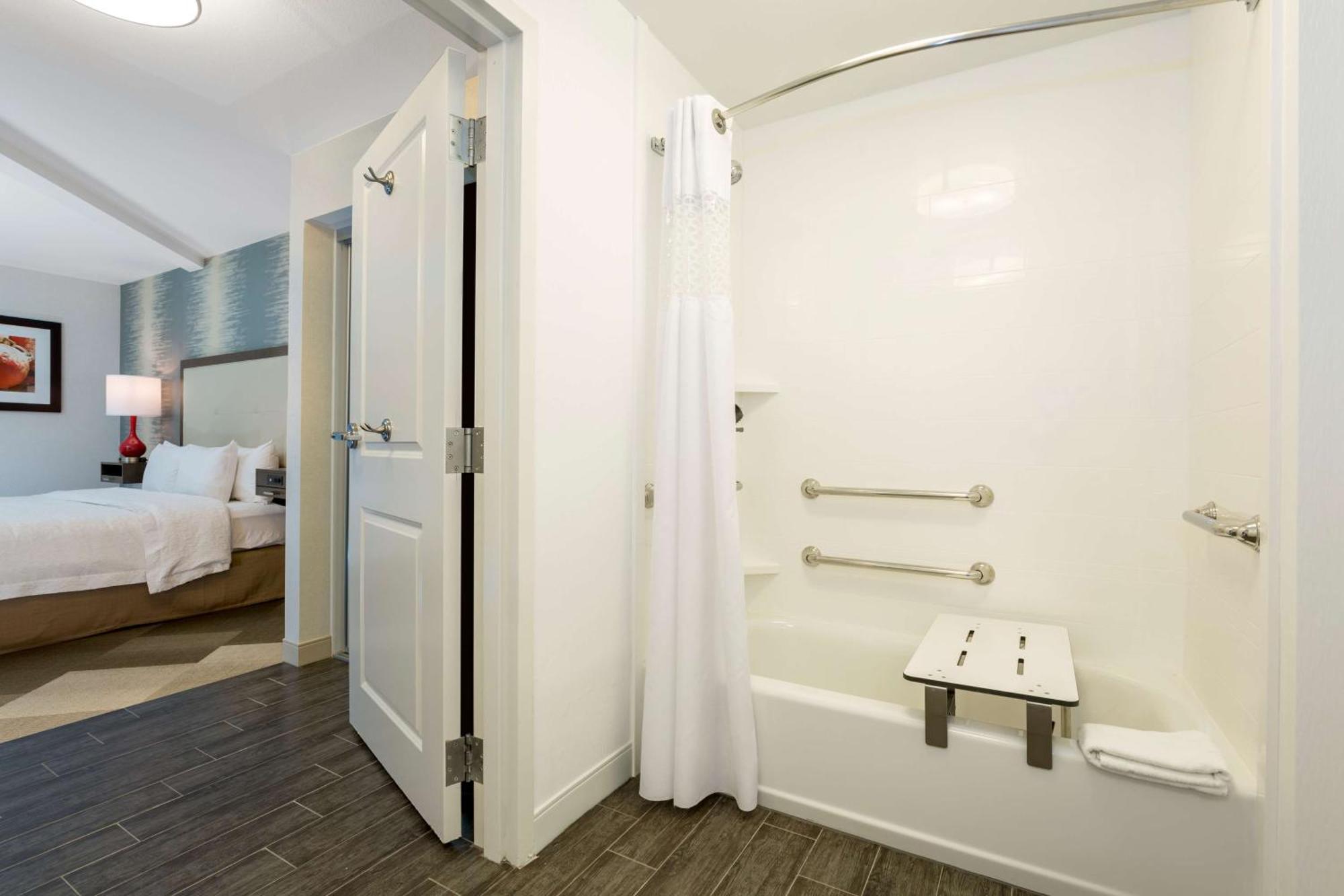 Hampton Inn & Suites San Diego-פוואי מראה חיצוני תמונה