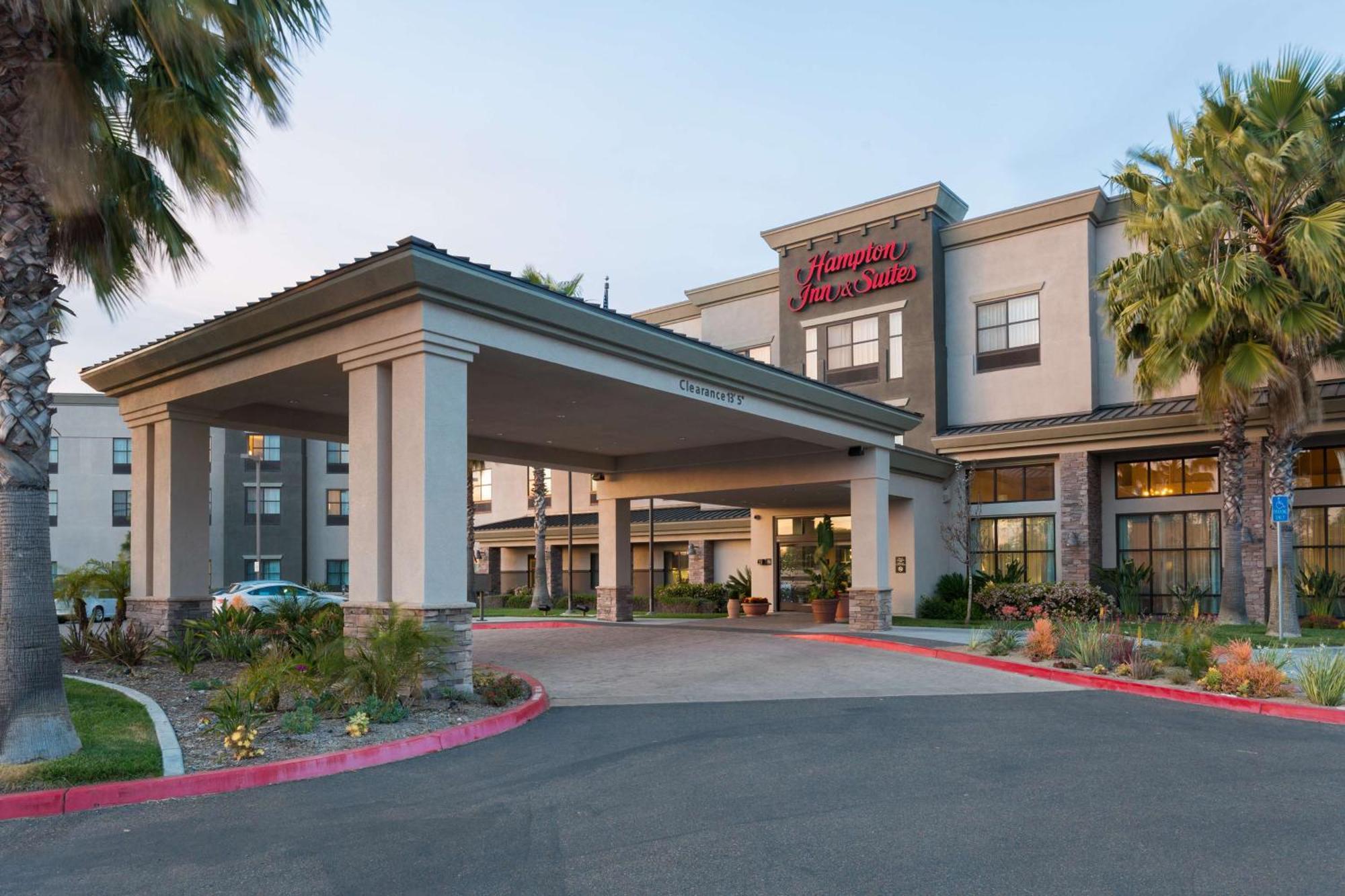 Hampton Inn & Suites San Diego-פוואי מראה חיצוני תמונה