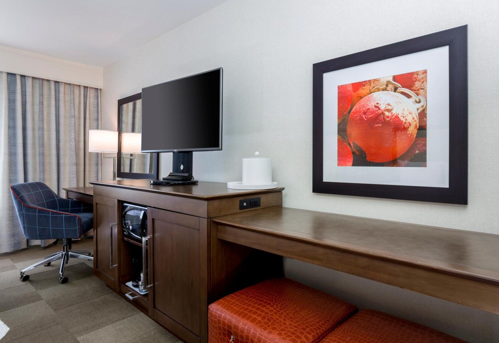 Hampton Inn & Suites San Diego-פוואי מראה חיצוני תמונה