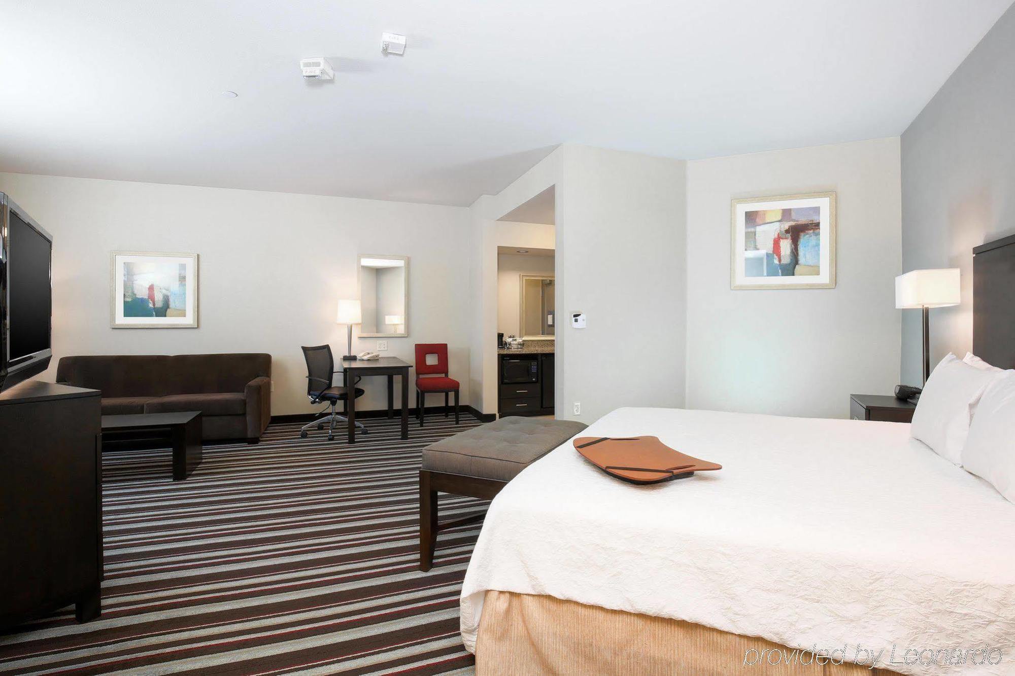 Hampton Inn & Suites San Diego-פוואי מראה חיצוני תמונה